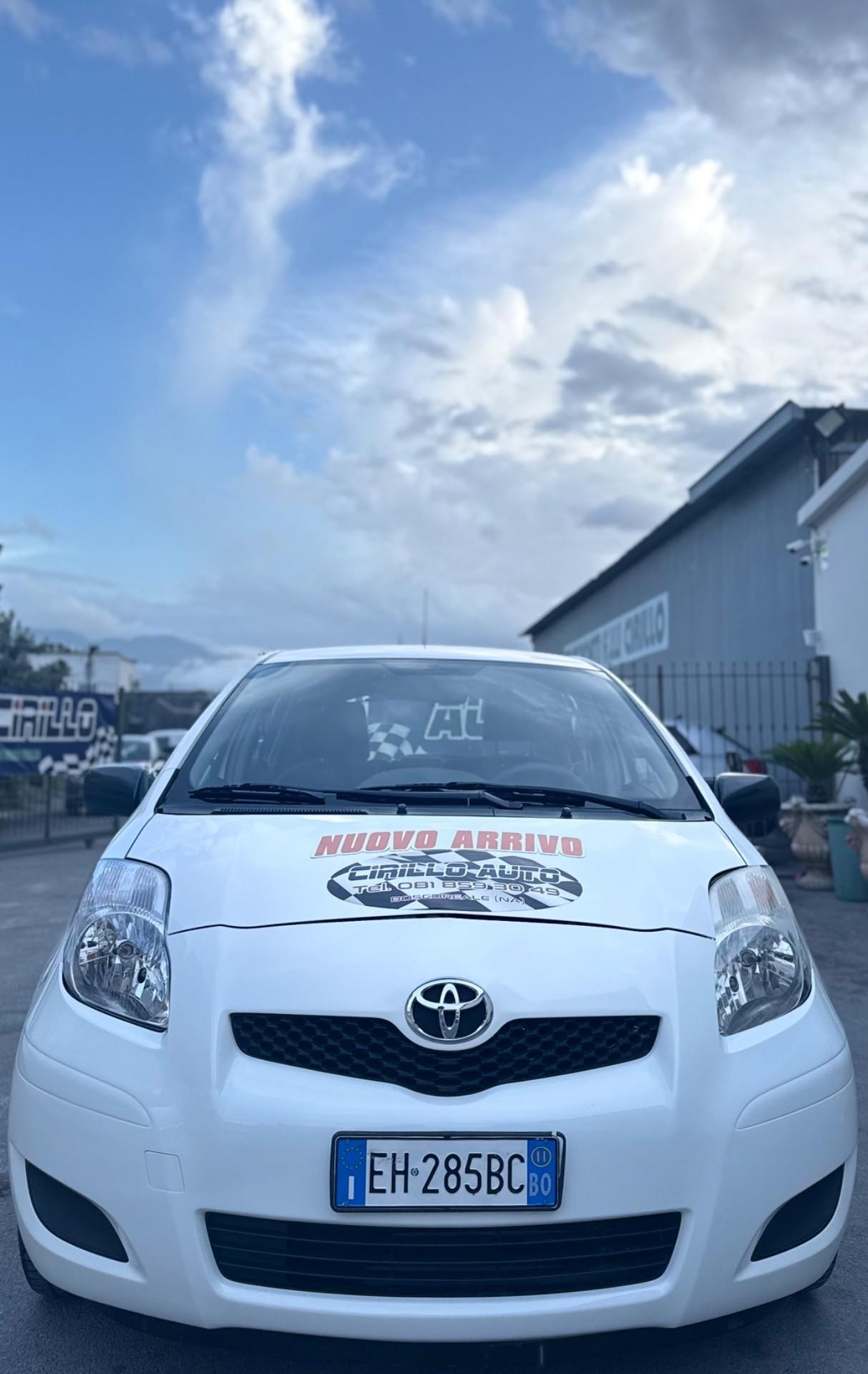 Toyota Yaris 1.0 Benzina 70 Cv