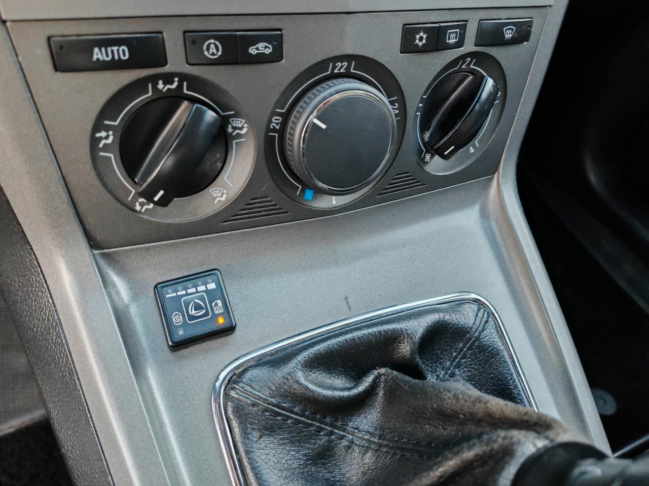 Opel Antara Benzina + Gpl pelle navig 2010