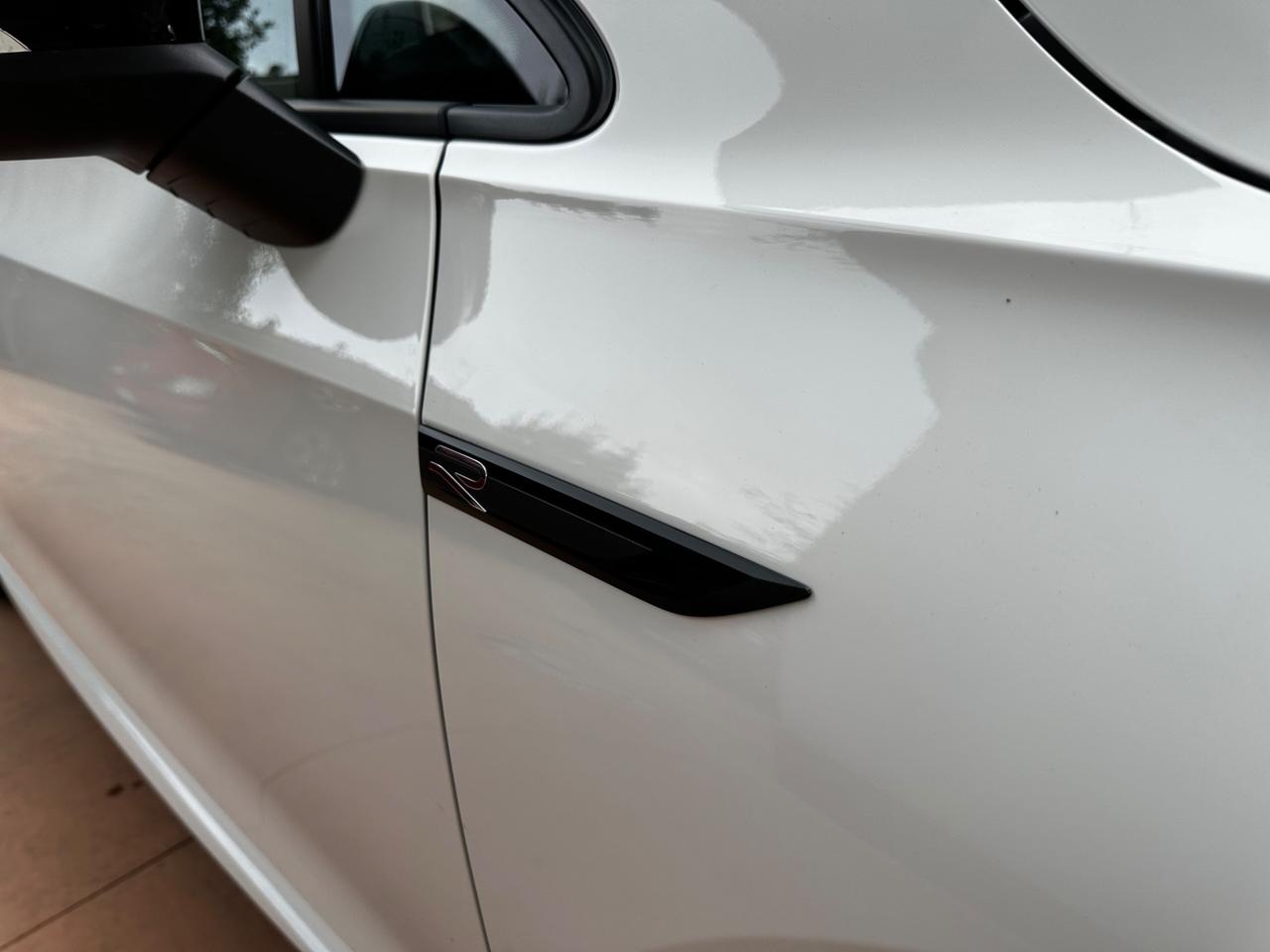 Volkswagen Golf 2.0 TSI DSG 4Motion R