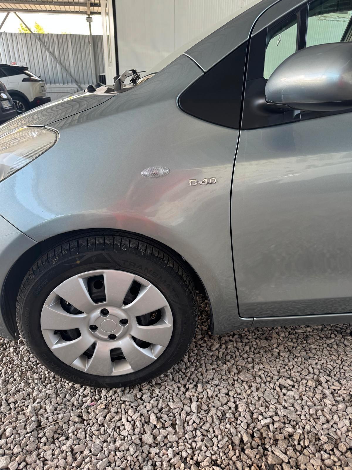 Toyota Yaris 1.4 D-4D 5 porte M-MT Navi