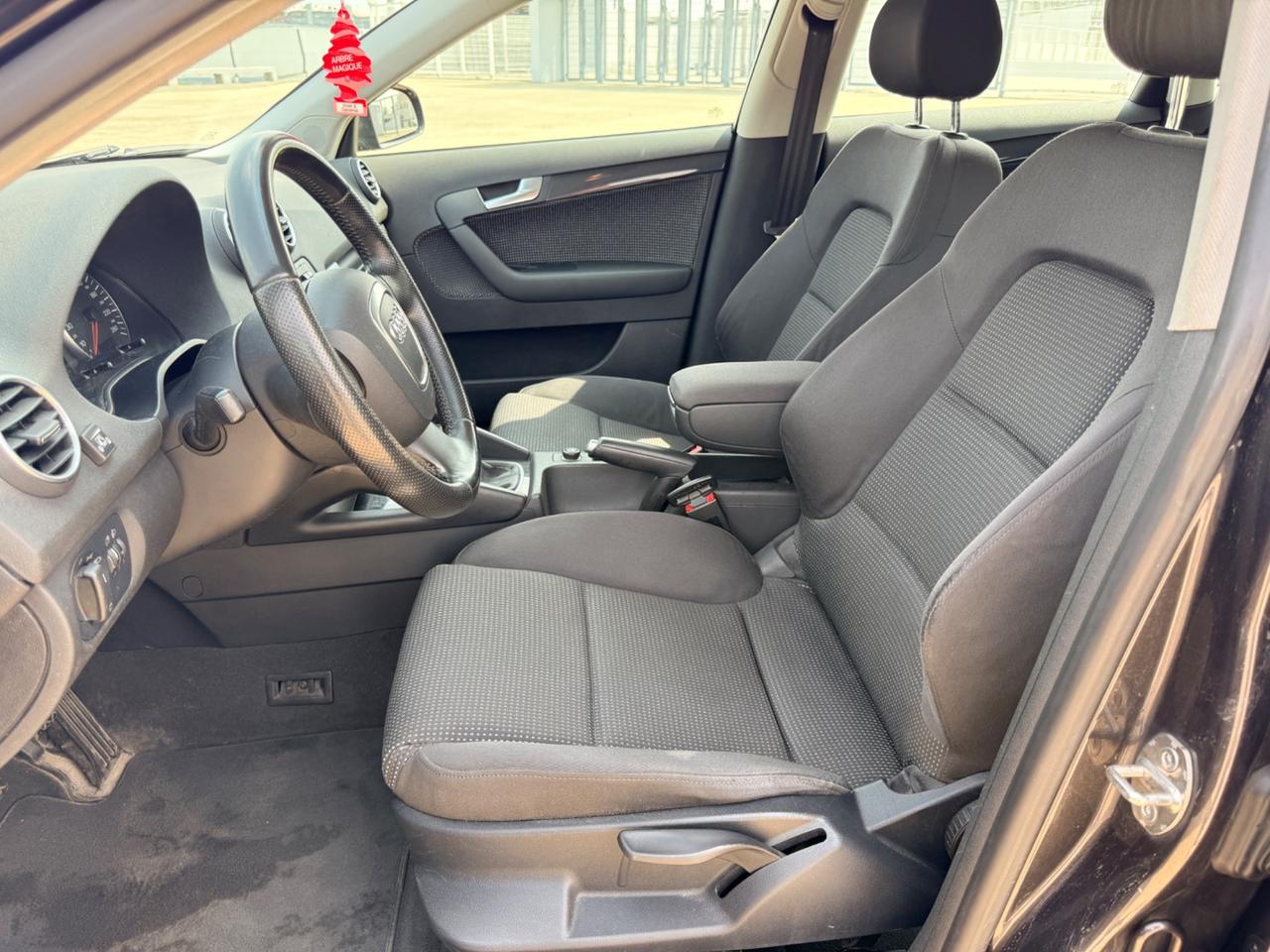 Audi A3 1.6 16V FSI Ambition GPL