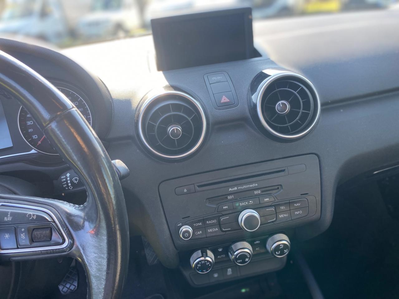 Audi A1 1.6 TDI 105 CV Ambition 3 porte