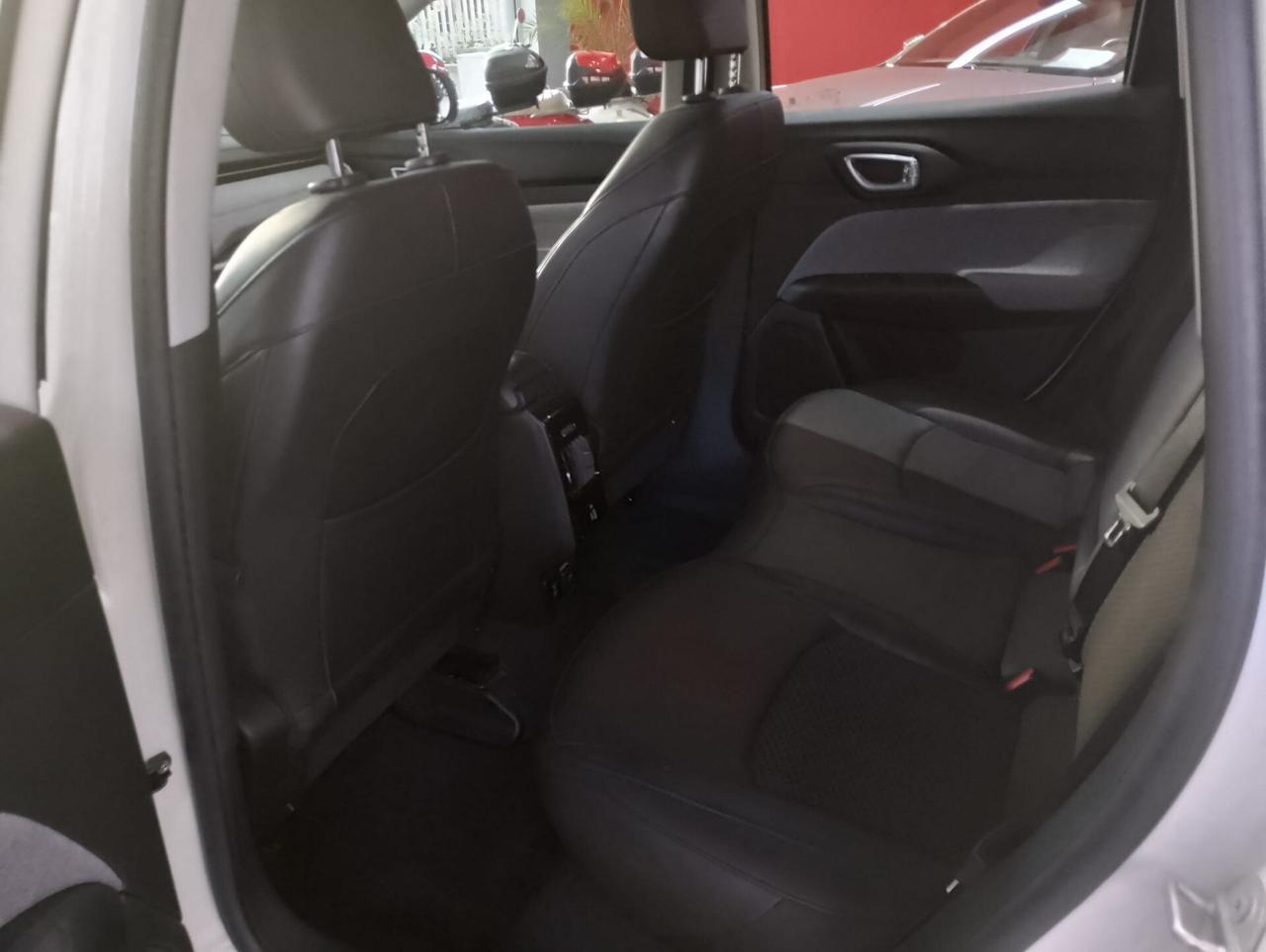 Jeep Compass 1.3 Turbo T4 150 CV aut. 2WD Business