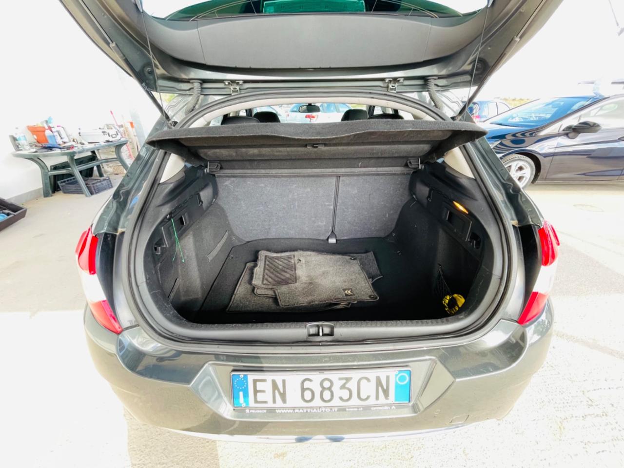 Citroen C4 1.6 HDi 90CV OK NEOPATENTATO