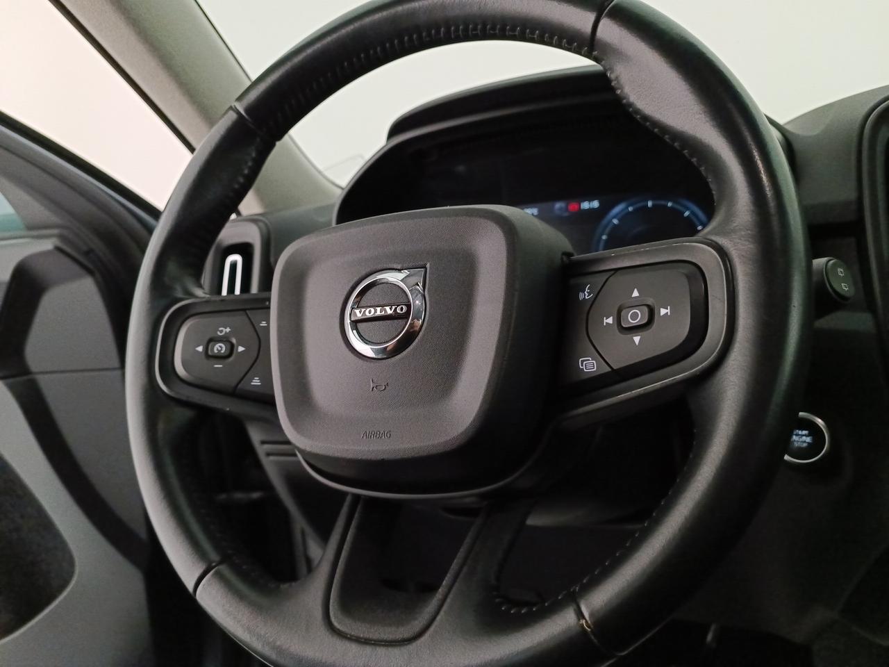 VOLVO XC40 2.0 d3