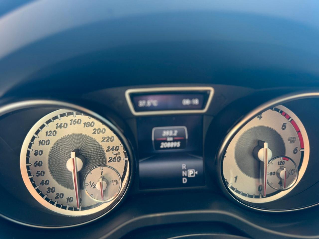 Mercedes-benz GLA 220 CDI Automatic 4Matic Premium