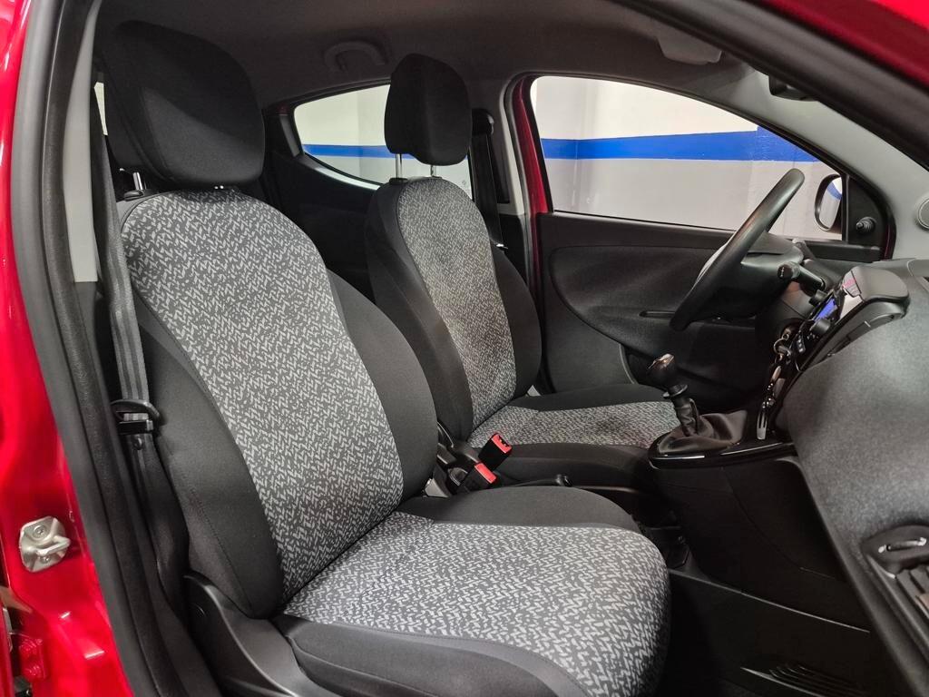 Lancia Ypsilon 1.2 69 CV 5 porte GPL Ecochic Silver