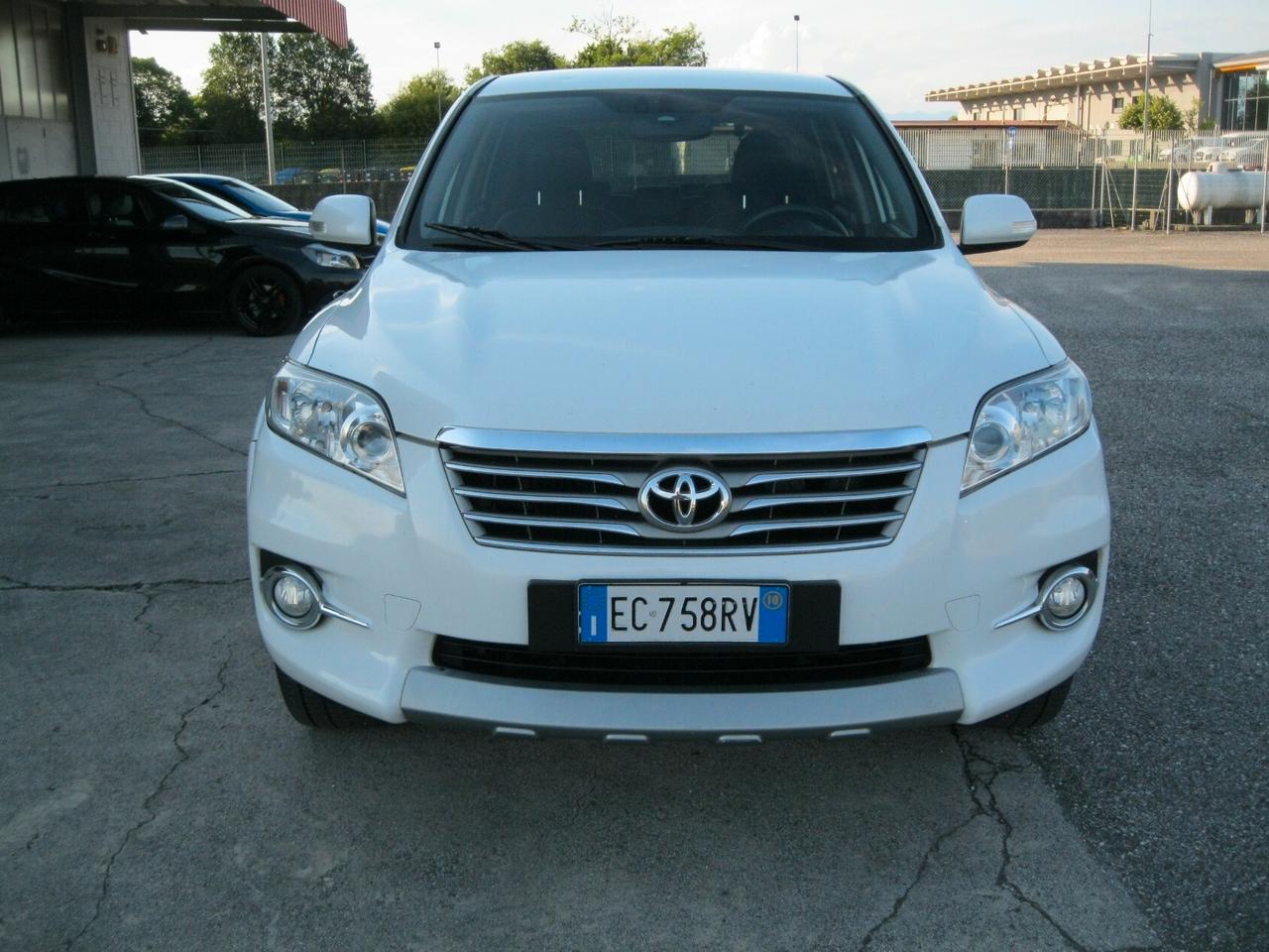 Toyota RAV 4 RAV4 Crossover 2.2 D-Cat A/T 150 CV Executive