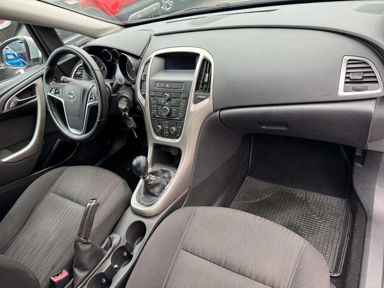 Opel Astra 1.4 Turbo 140CV 5 porte Cosmo