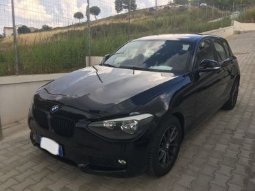 Bmw 116 116d 5p. Unique