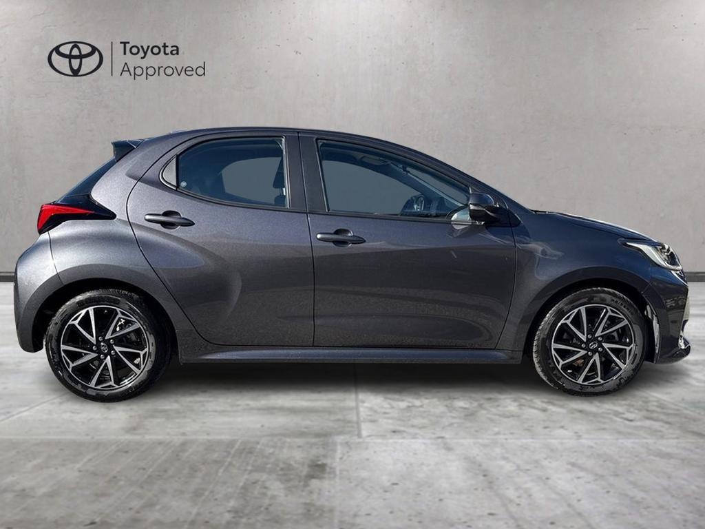 Toyota Yaris 1.5 hybrid Trend