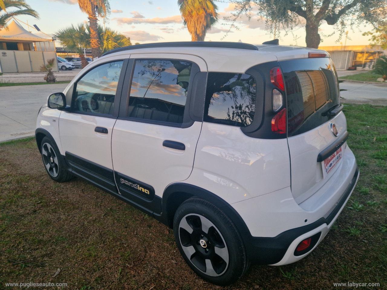 FIAT Pandina 1.0 FireFly 65 CV Hybrid Cross