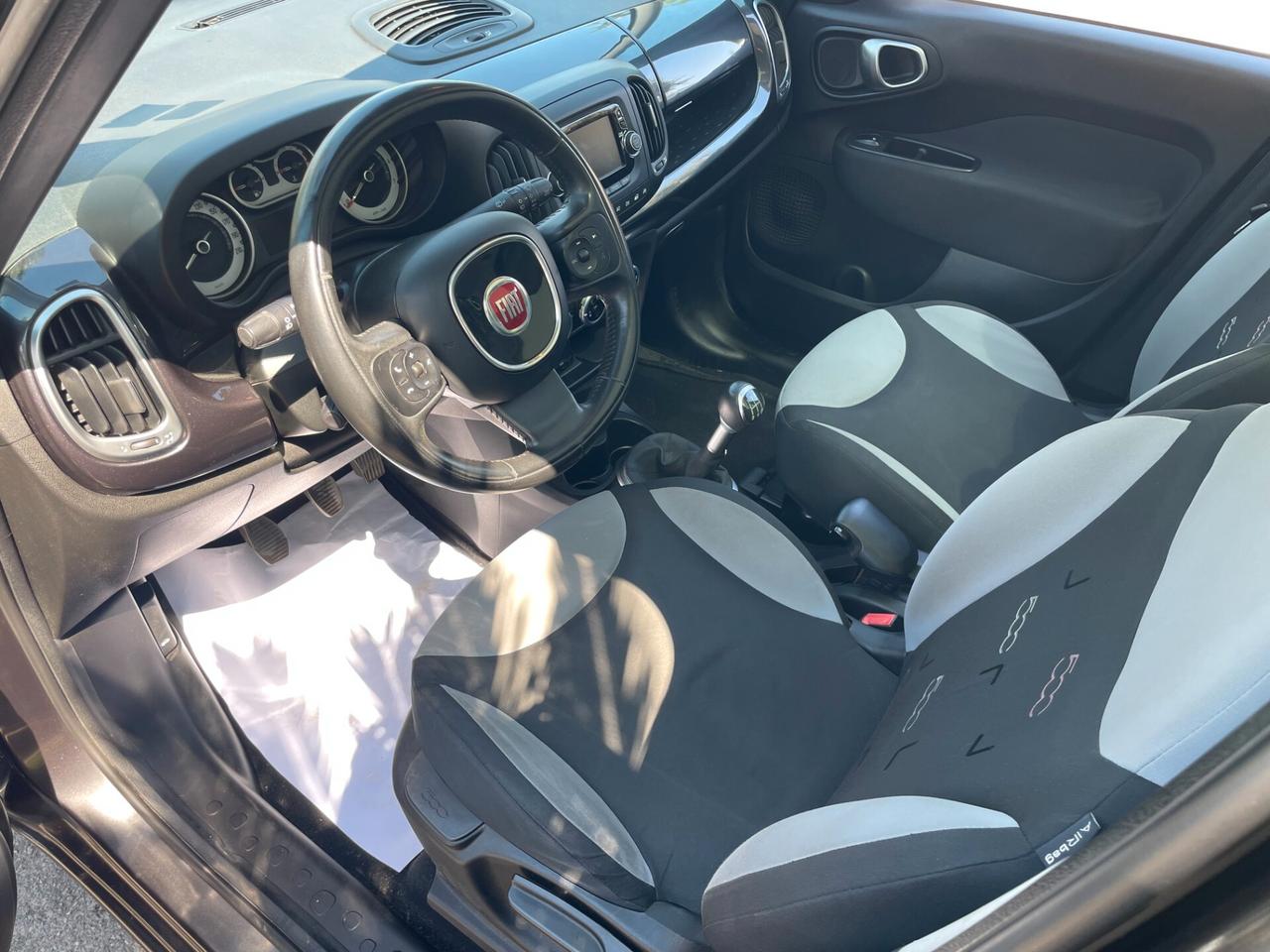 Fiat 500L 1.3 MJT 85 CV Panoramic LOUNGE TETTO BIANCO NEOPATENTATI TAGLIANDATA