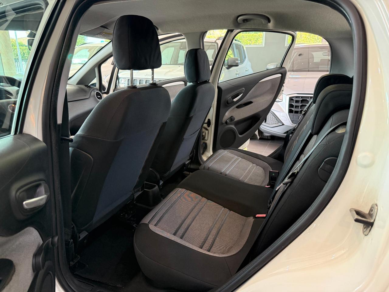 Fiat Punto Evo 1.3 Mjt 75 CV 5 porte Neo patentati