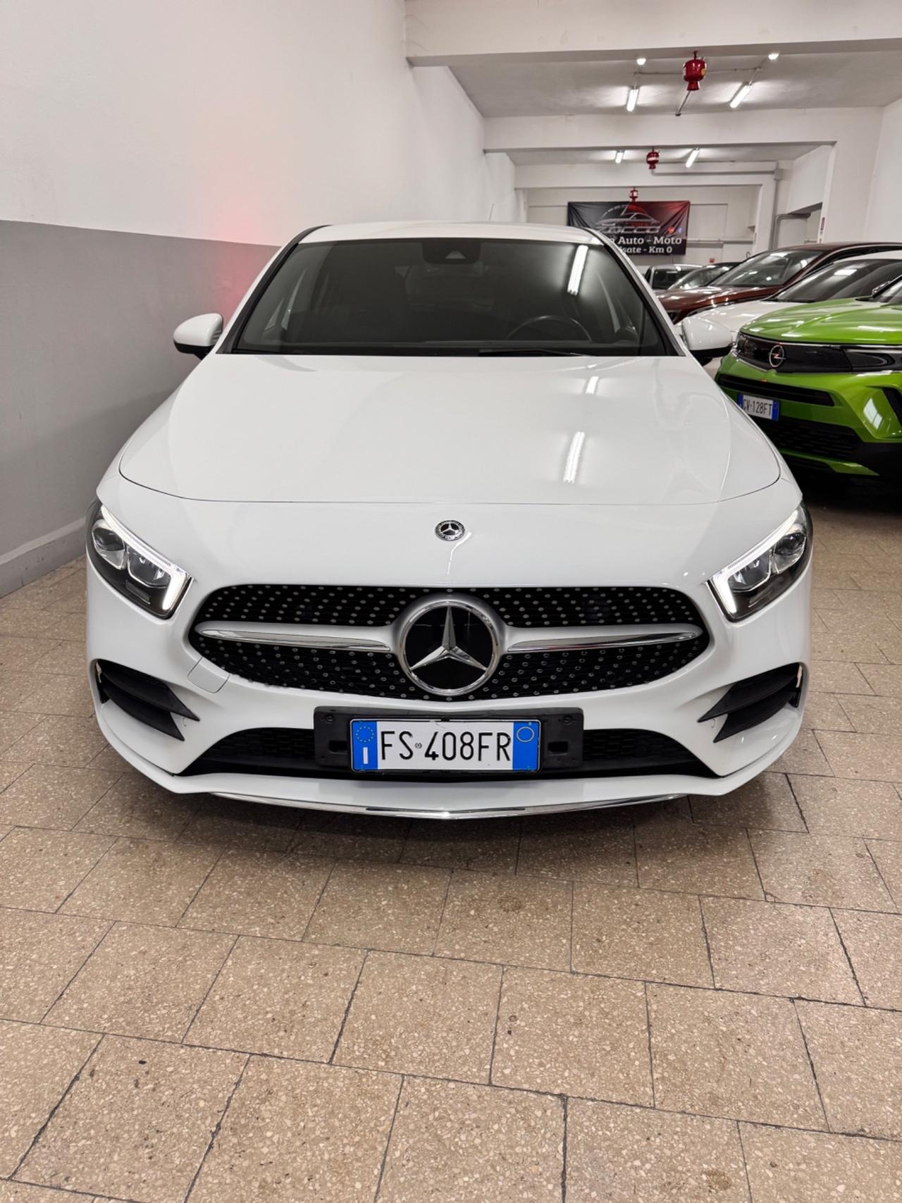 Mercedes-benz A180 d Premium AMG 50.000 KM