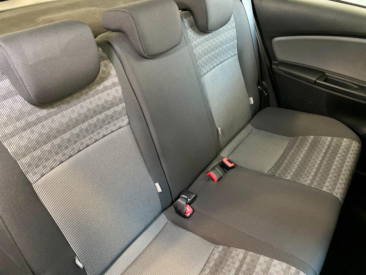 Toyota Yaris 1.4 D-4D 90CV Lounge 5 Porte – Garanzia 2031