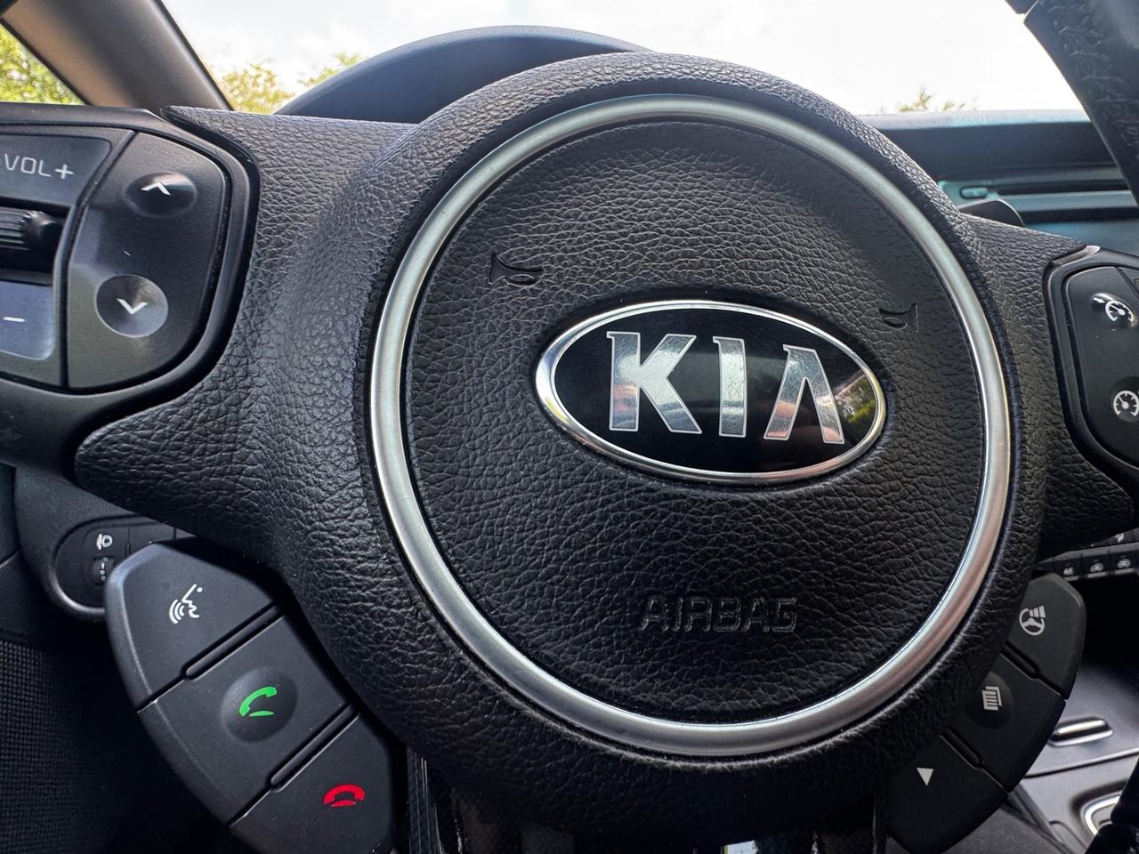 Kia Carens 1.7 CRDi 136 CV Auto Platinum