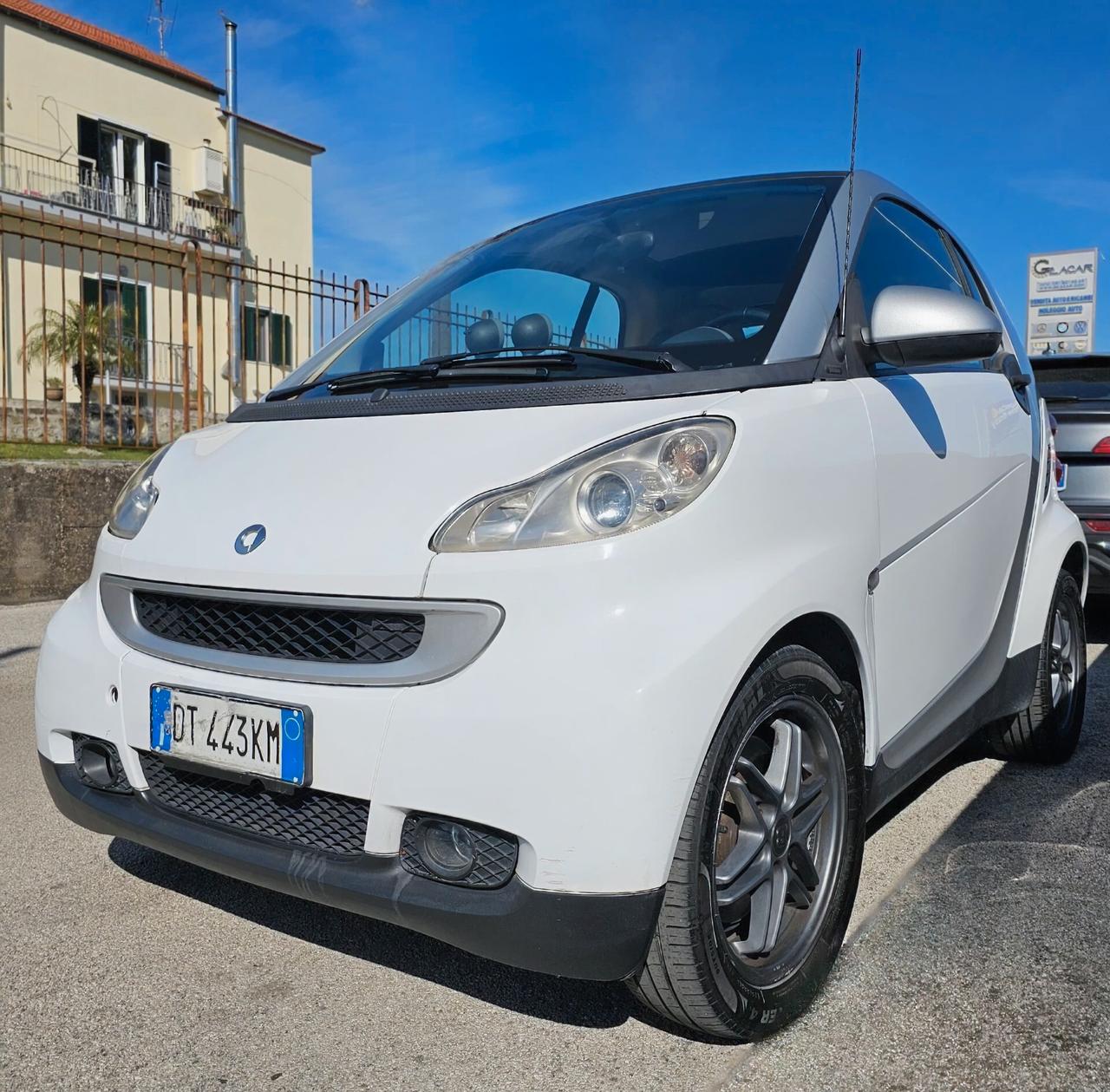 Smart ForTwo 1000 62 kW coupé passion