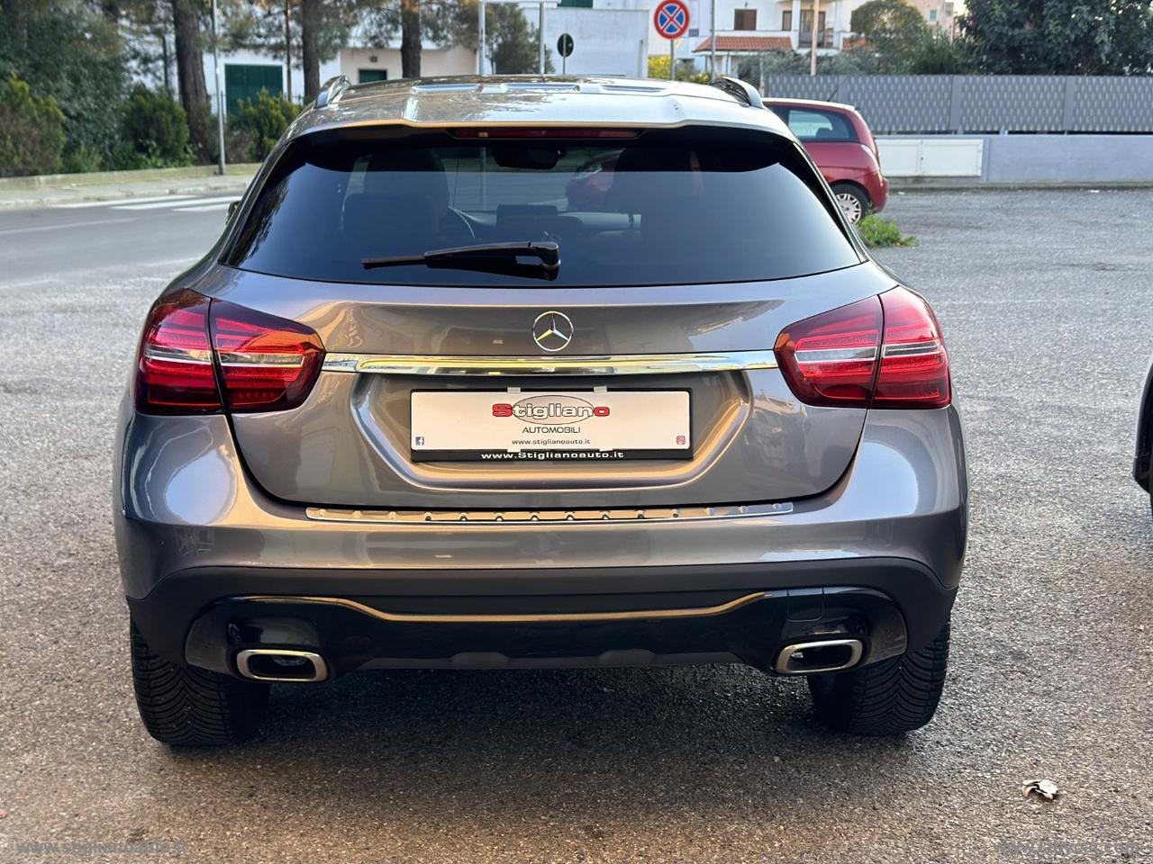 MERCEDES-BENZ GLA 200 d Automatic Sport TETTO PELLE TELEC POST