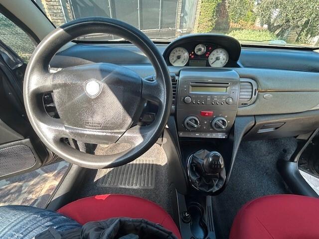 Lancia Ypsilon 1.3 Multijet 16V Argento
