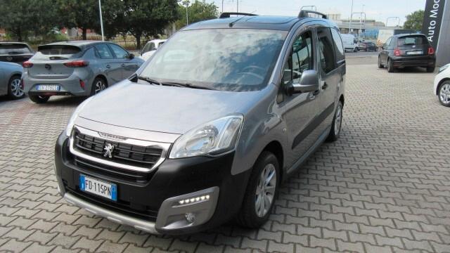 Peugeot Partner Tepee BlueHDi 120 S&S Outdoor