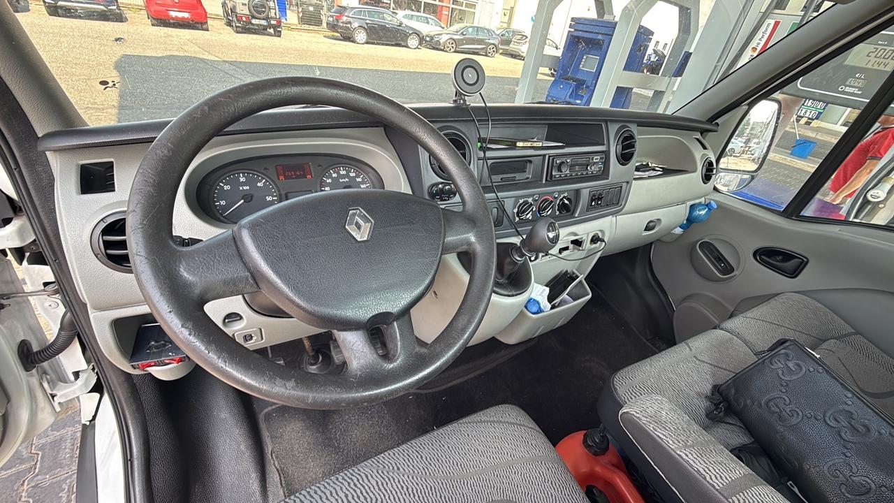 Renault Master Carroattrezzi comear