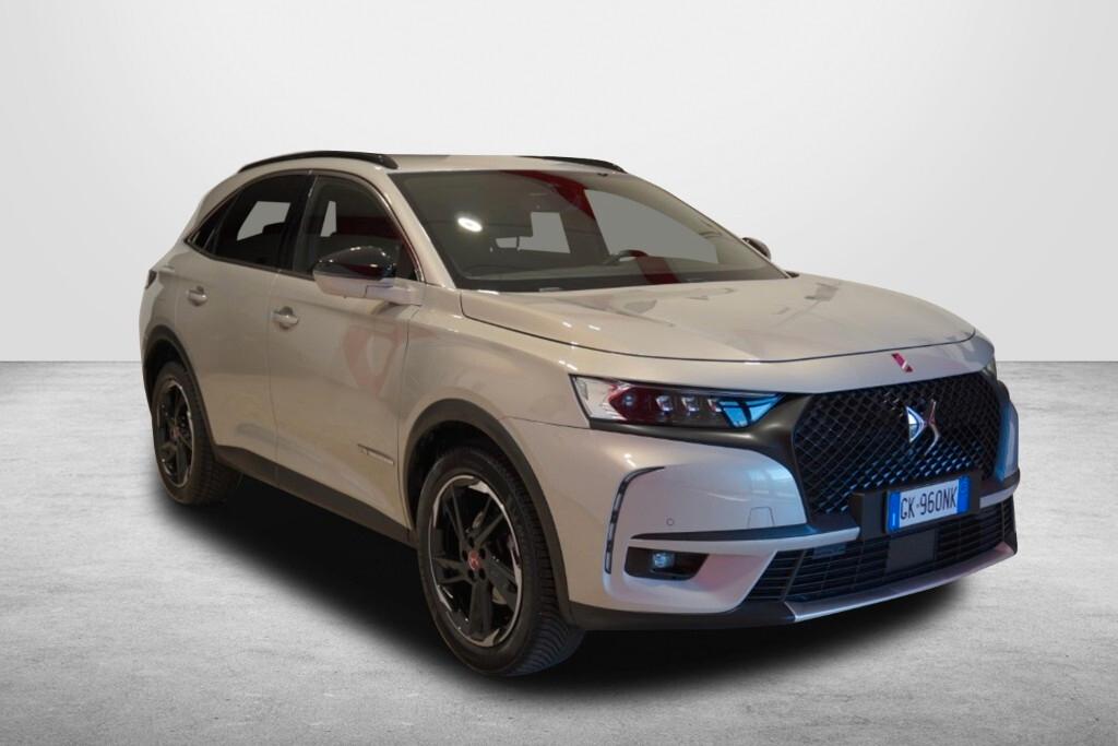 DS 7 CROSSBACK 1.5 BLUEHDI 130CV AUT. PERFORMANCE LINE+ ( FARI LED - COCKPIT - PELLE - CRUISE - NAVI - MIRROR - PDC - TELECAMERA POST. - CERCHI 19 )