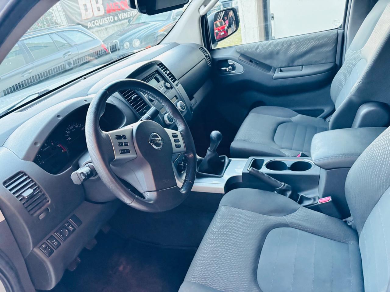 Nissan Navara 2.5 dCi 190CV 4 porte King Cab corta