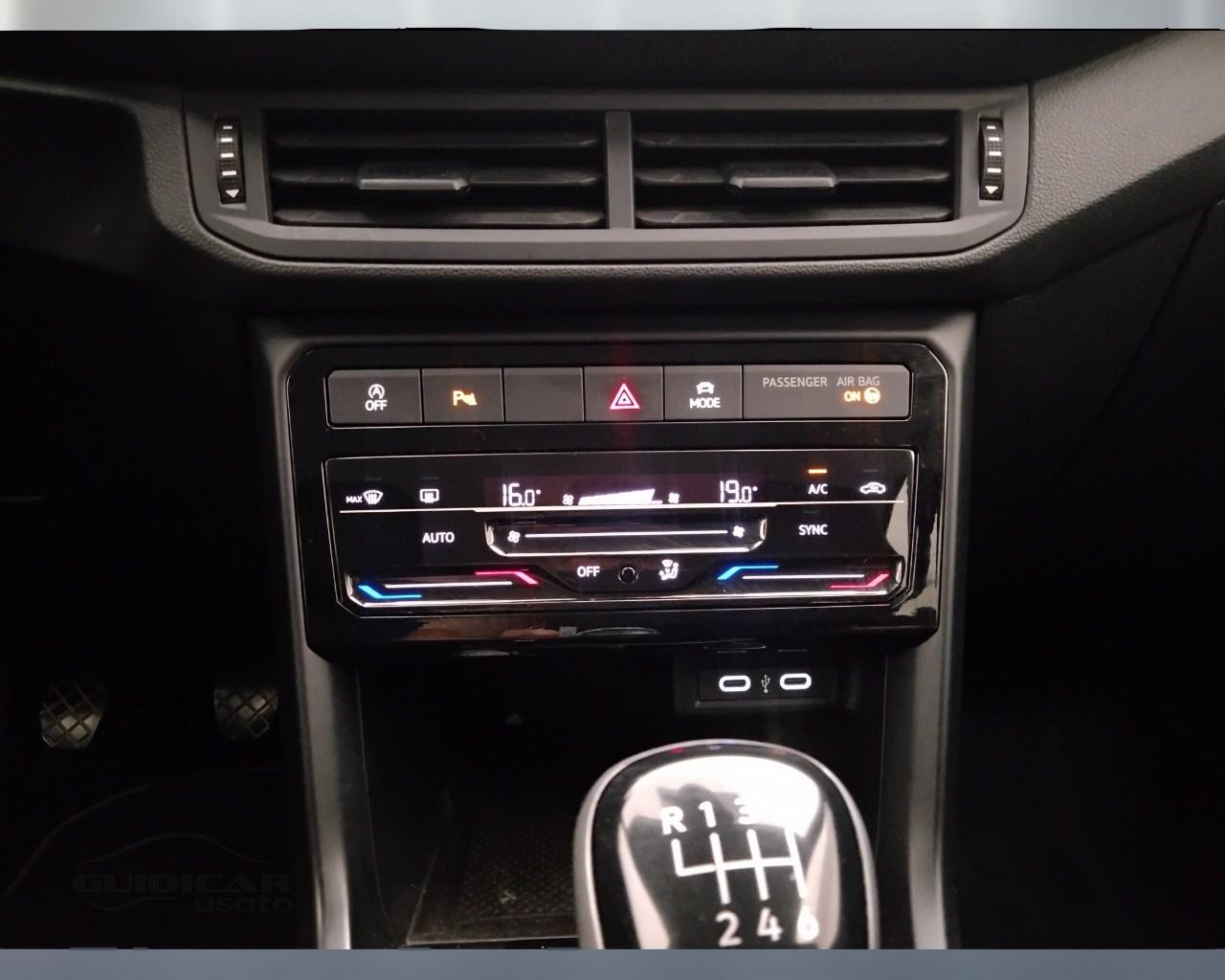 VOLKSWAGEN T-Cross 2019 - T-Cross 1.0 tsi Sport 110cv