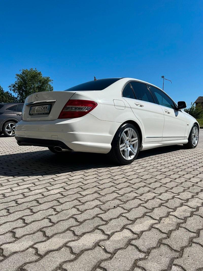MERCEDES Classe C (W/S204) C 320 CDI 4Matic A...