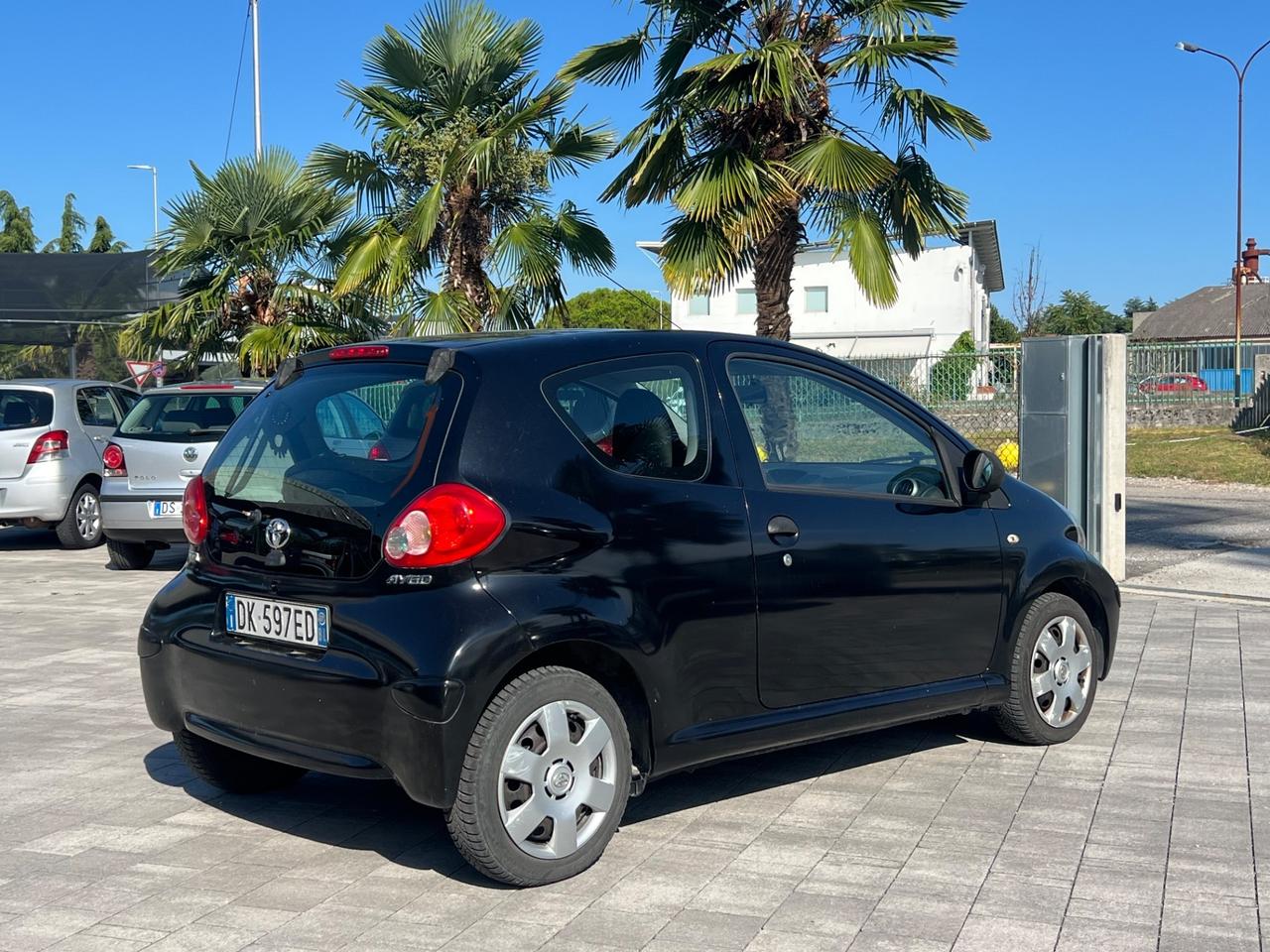 Toyota Aygo 1.0 12V VVT-i 3 porte NEOPATENTATI