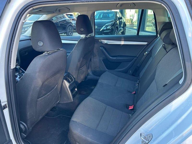 Skoda Octavia Wagon 1.6 TDI CR 110cv Executive DSG
