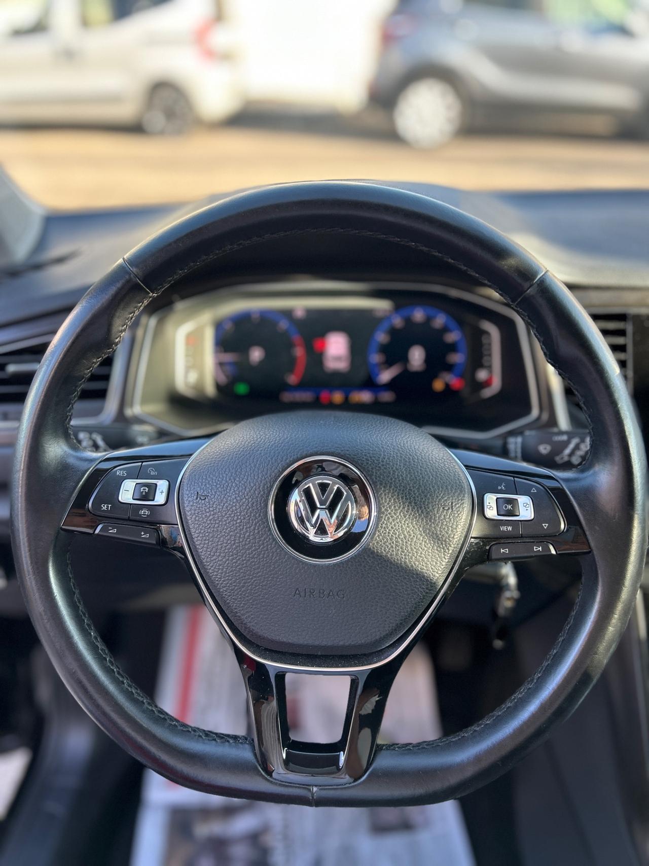 Volkswagen T-Roc 2.0 150 CV UNITED-2019/VIRTUAL/17”/BI-COLOR