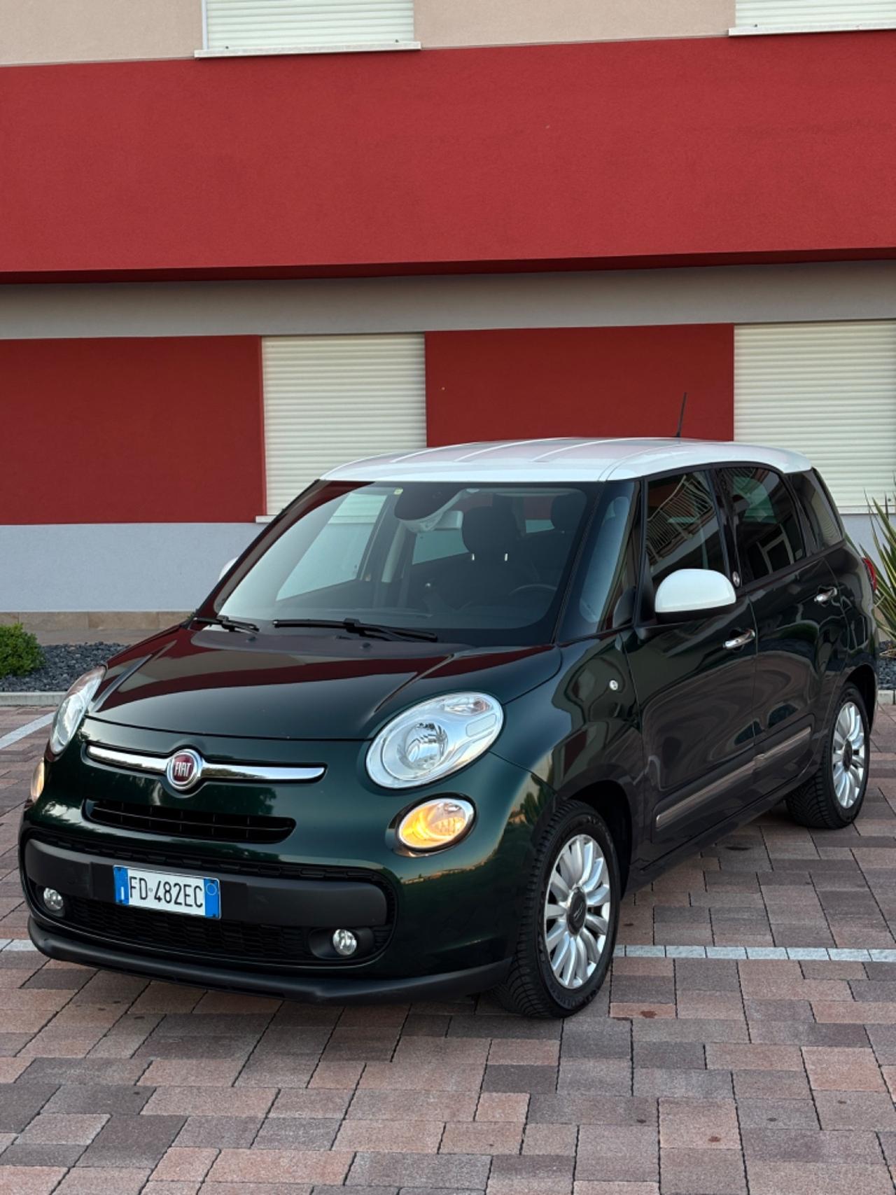 Fiat 500L 1.6 Multijet 120 CV Living 7 POSTI