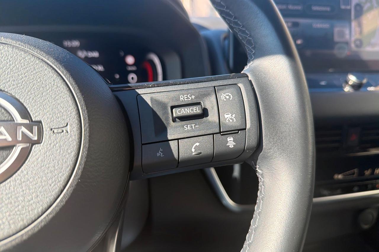 NISSAN QASHQAI N-CONNECTA MHYB 140CV