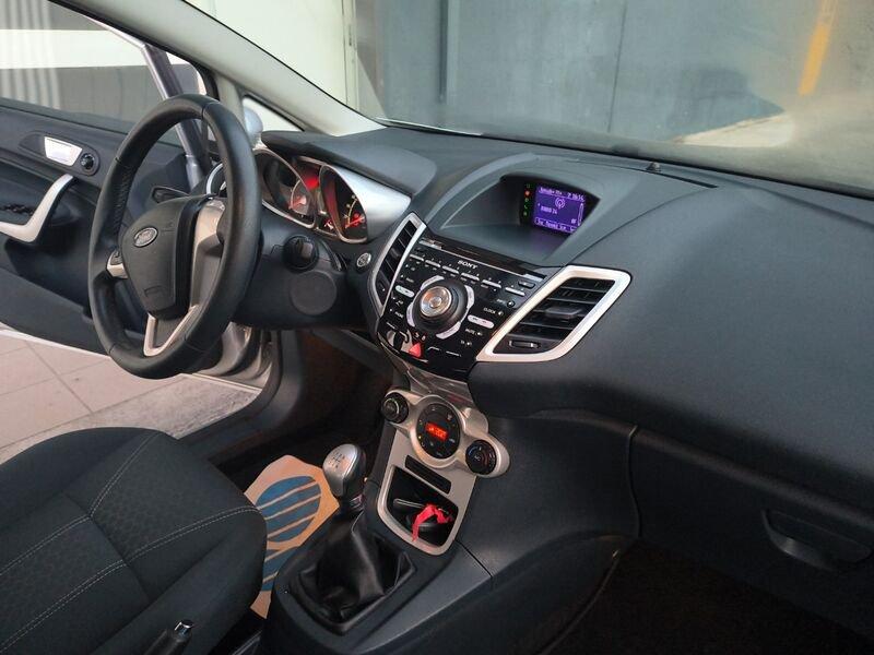 Ford Fiesta Fiesta 1.4 TDCi 5P Titanium
