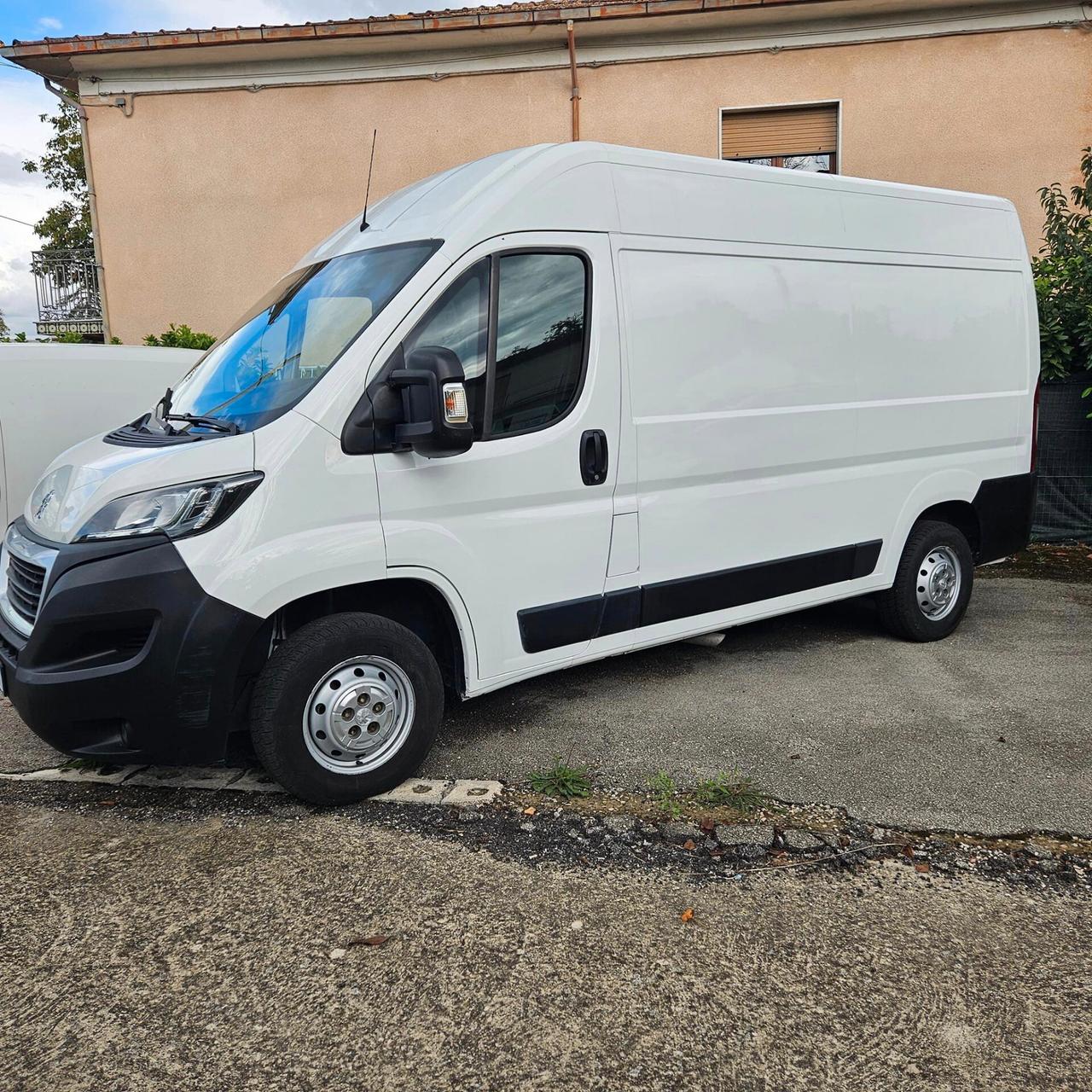 Peugeot Boxer 335 2.0HDi 130CV L2H2 2018 Iva inclusa