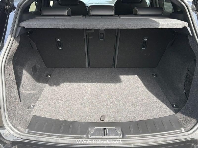 Jaguar E-Pace 2.0D D163 R-DYNAMIC BLACK AUTO 4WD