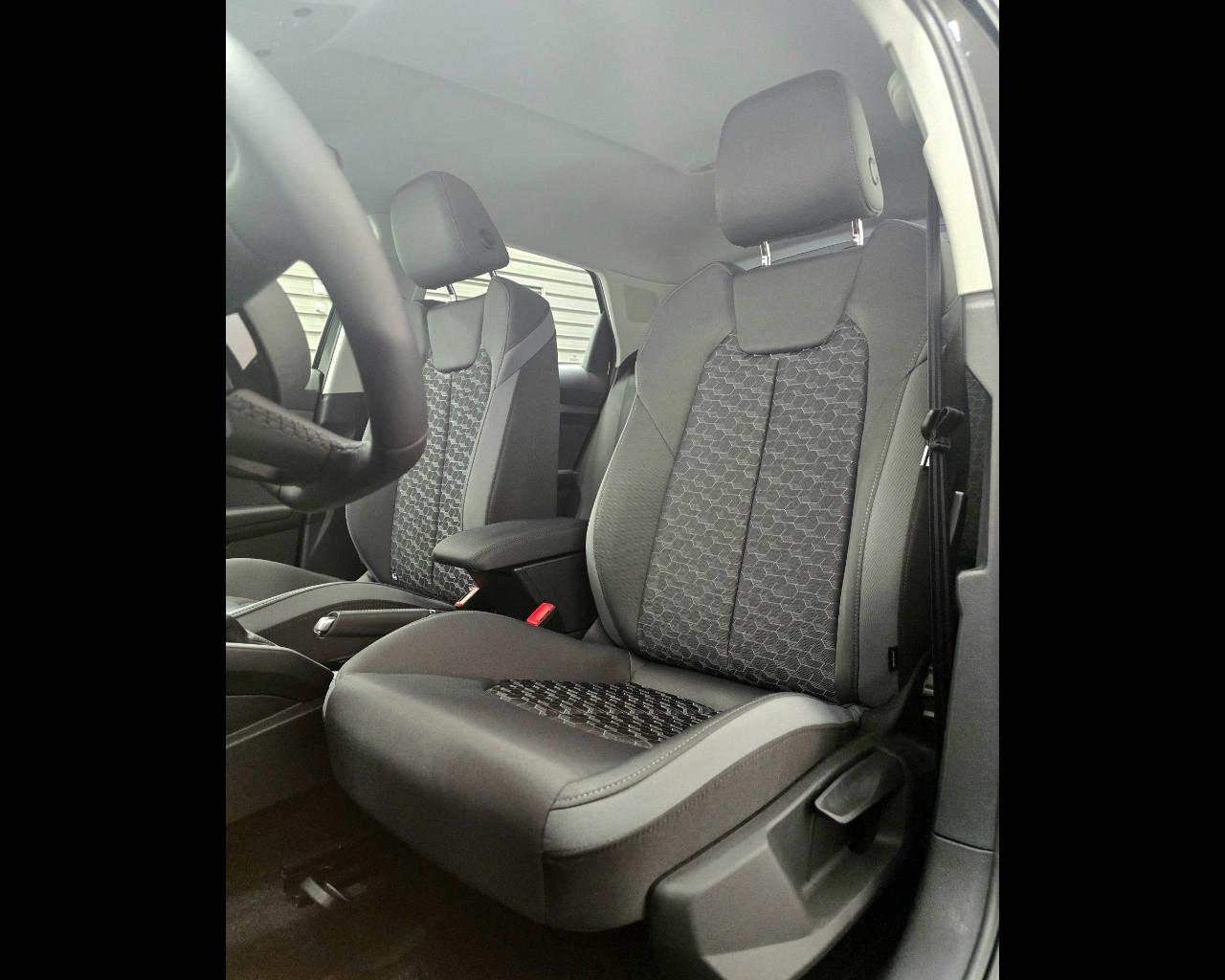 AUDI A1 SPORTBACK 30 TFSI S-TRONIC S-LINE EDTION