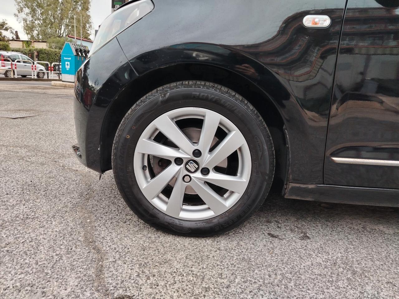 Seat Mii 1.0 ASG 5 porte by Mango Nero Assoluto