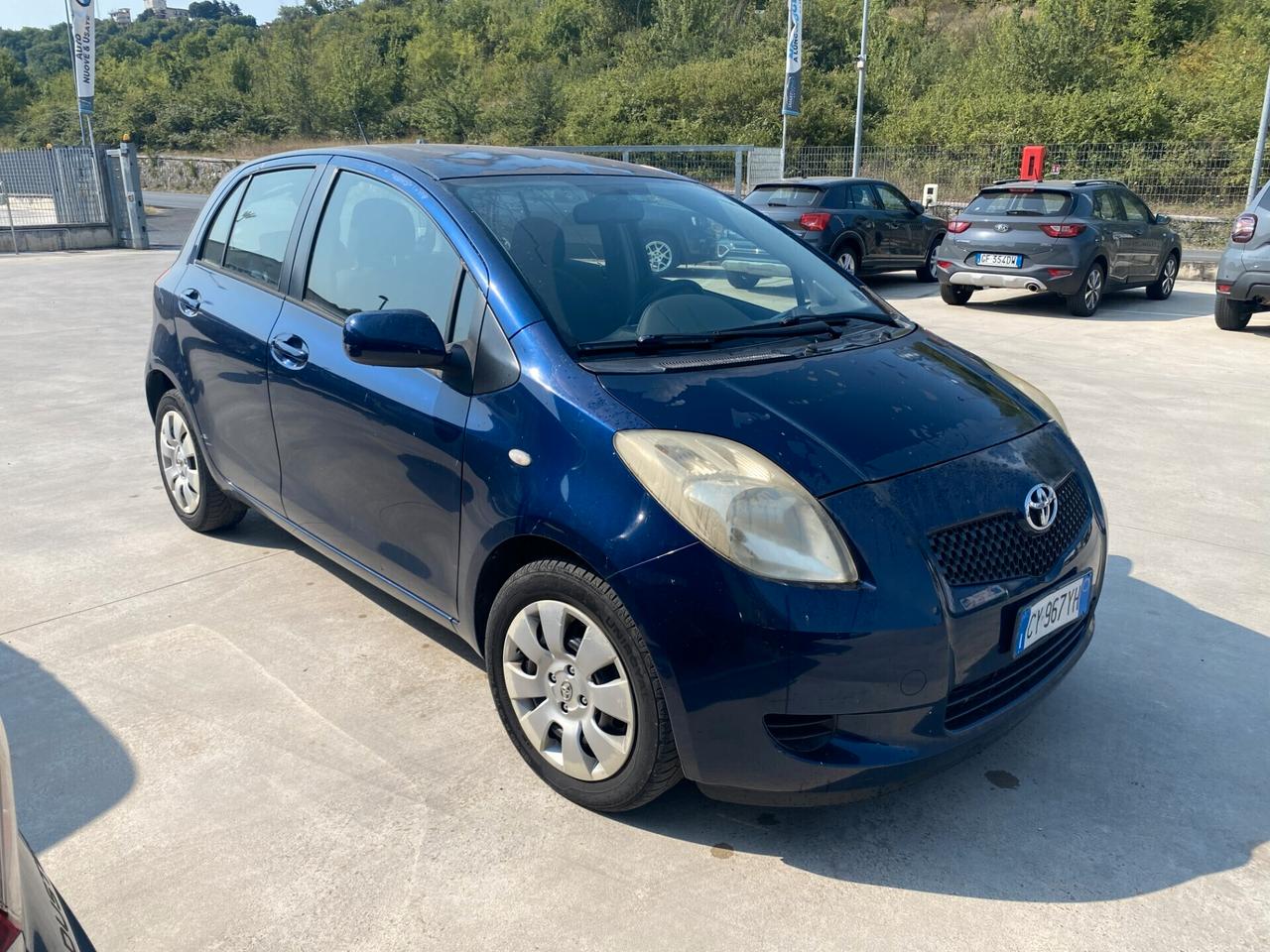 Toyota Yaris 1.0 5 porte