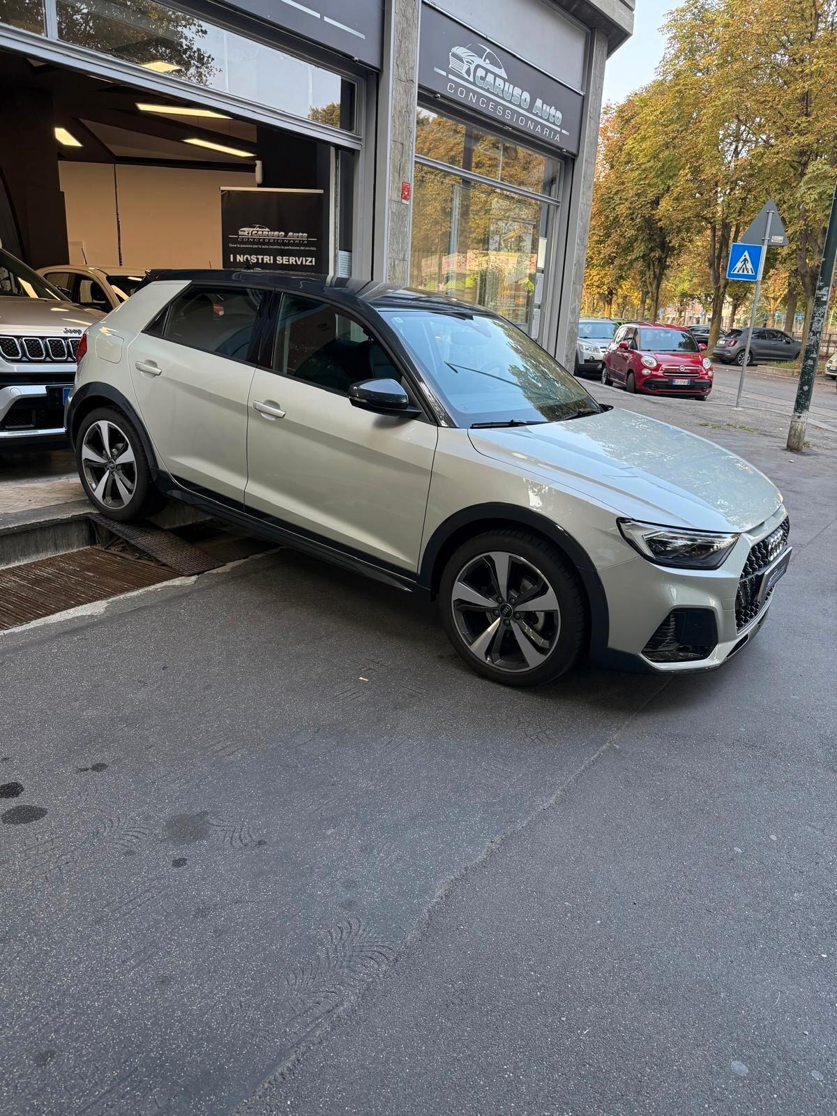 Audi A1 allstreet 30 TFSI Identity Contrast
