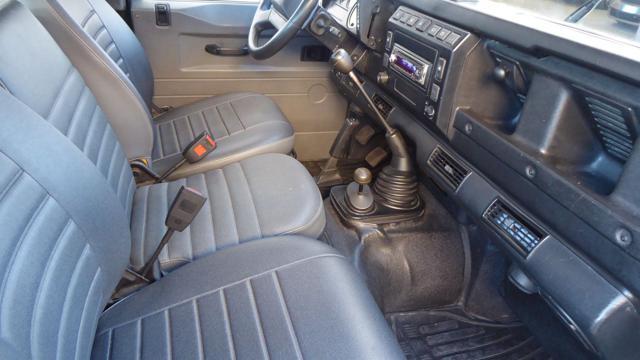 LAND ROVER Defender 90 2.5 Td5 Station Wagon