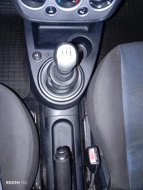 Ford Fiesta del 2007 benzina 90.000 km