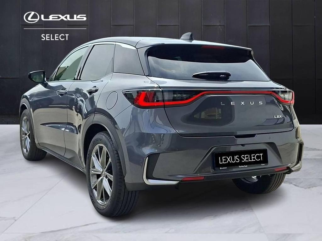 Lexus LBX 1.5 Hybrid Elegant 2WD