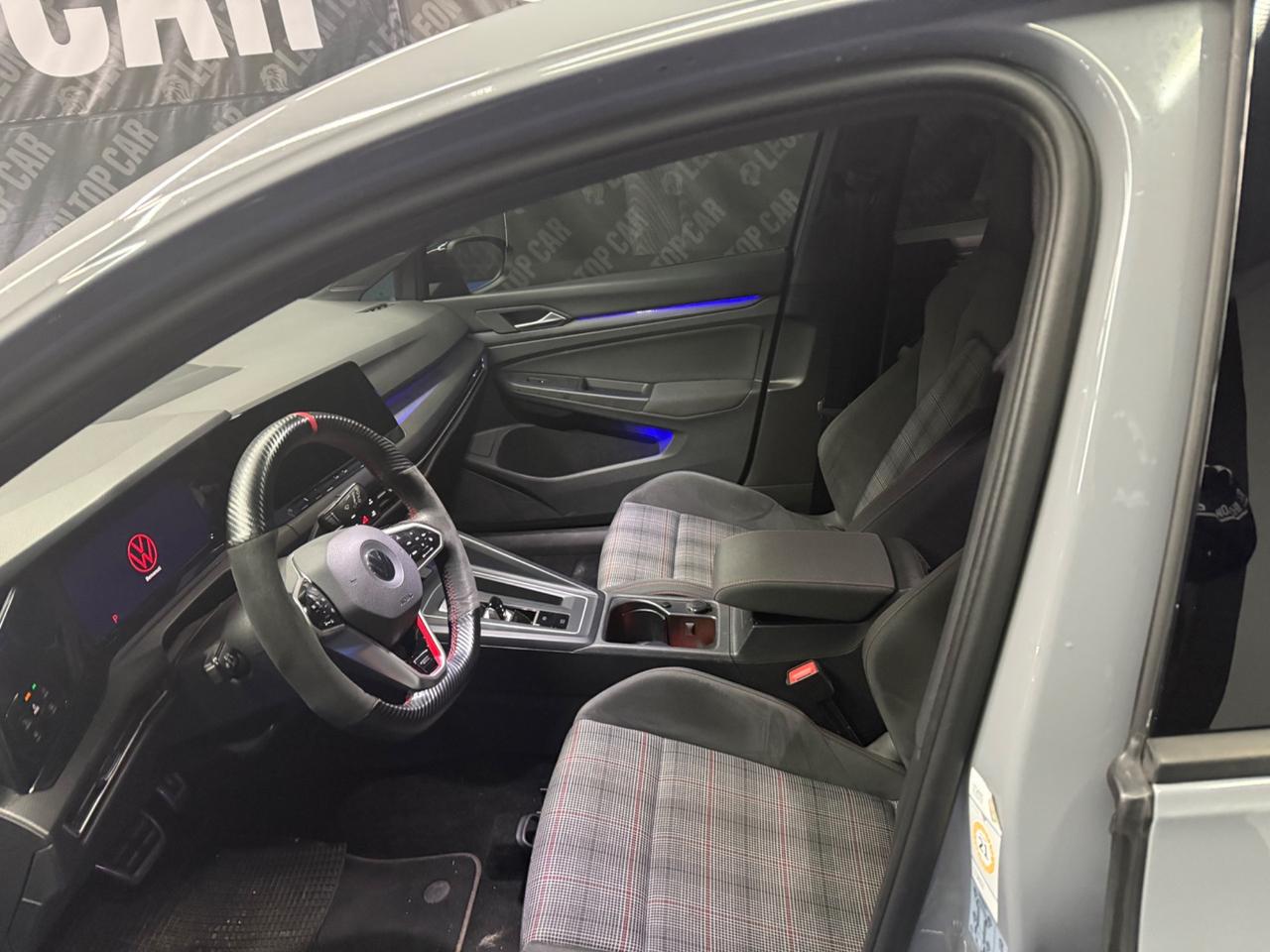 Volkswagen Golf GTI 2.0 si accettano permute e finanziamenti