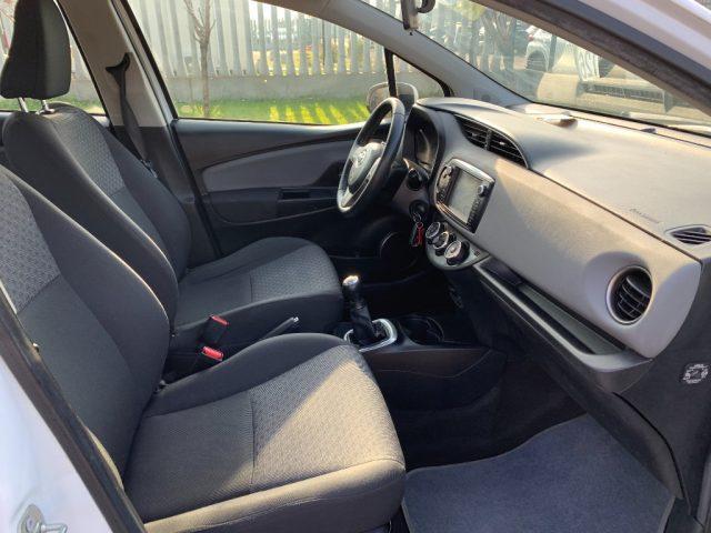 TOYOTA Yaris 1.0 5 porte Lounge