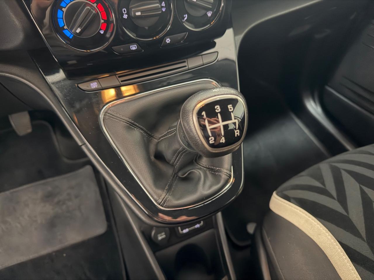 Lancia Ypsilon 1.2 Benzina 69 CV Platinum