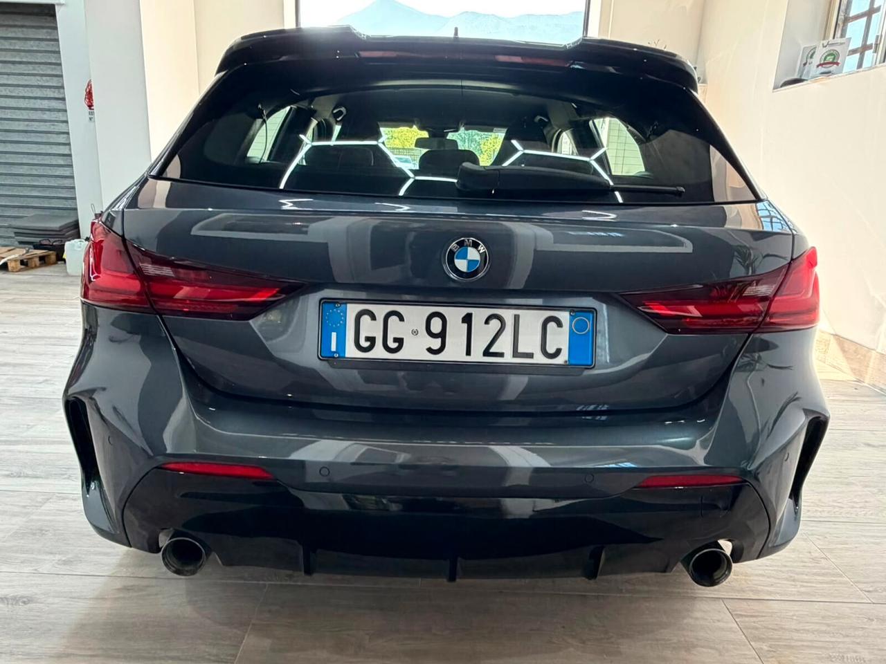 Bmw 118 118d 5p. Msport