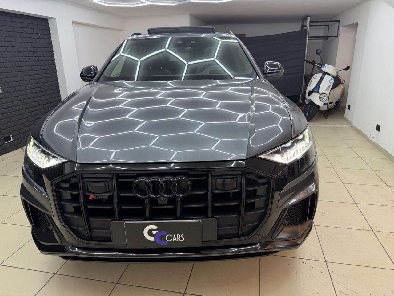 Audi SQ8 TFSI IPER FULL ITALIANA UFFICIALE